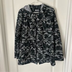 Intl Details Parka In A Pocket Camo Jacket Hooded Lightweight Drawstring Sz M